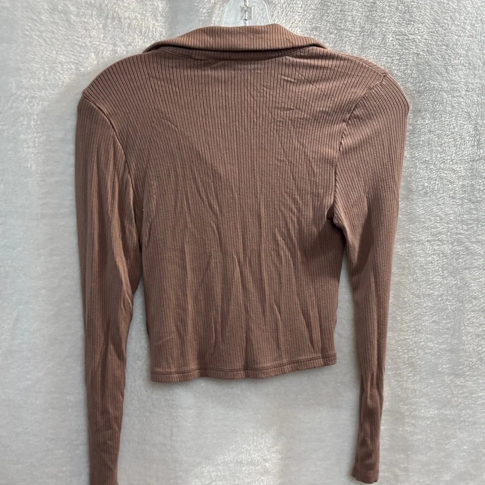 Abercrombie & Fitch Chocolate Button-Down Top - Picture 4 of 4